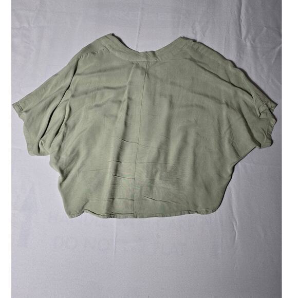 Sim & Sam Crop Top Button Up with Tie Green Women's Size Small - Picture 4 of 6
